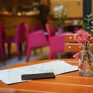 3* فندق بست وسترن أوه تروكاديرو
